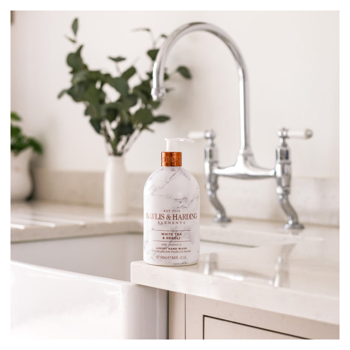 Baylis & Harding White Tea & Neroli hand wash 500ml, view 2