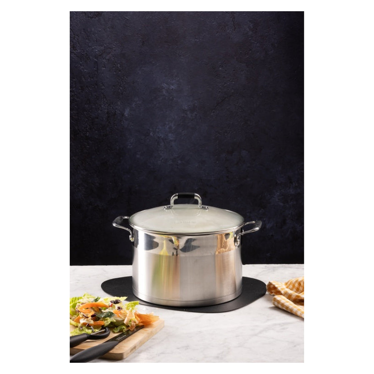 Cast Aluminium Saucepan - 16cm, view 3