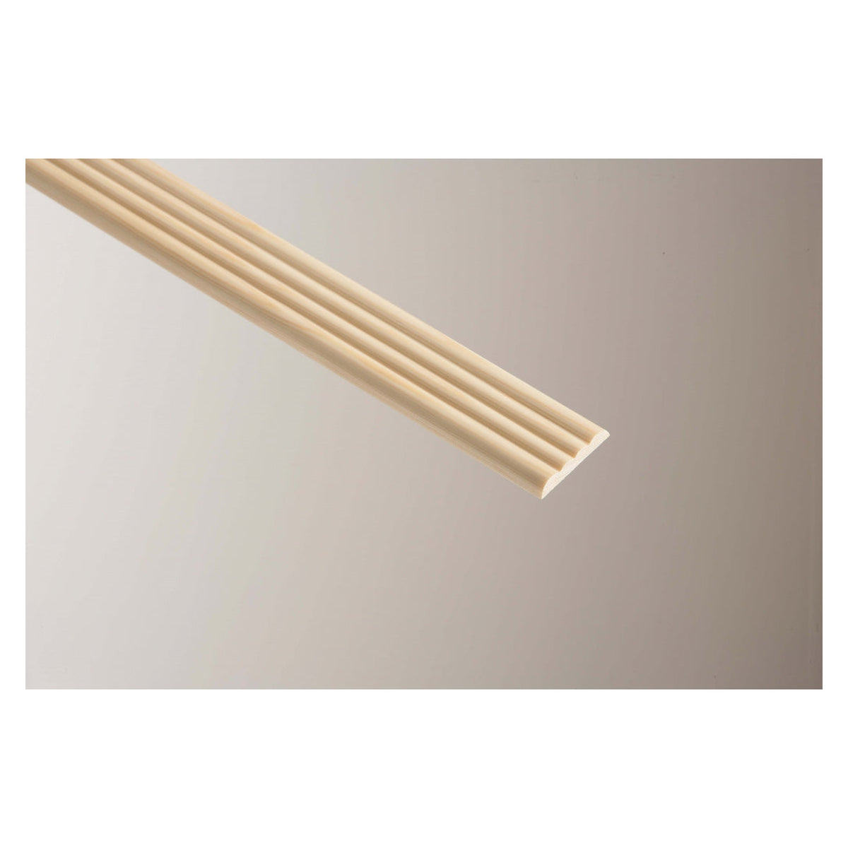Cheshire Mouldings 4 reed pine moulding, 34mm wide x 2.4m
