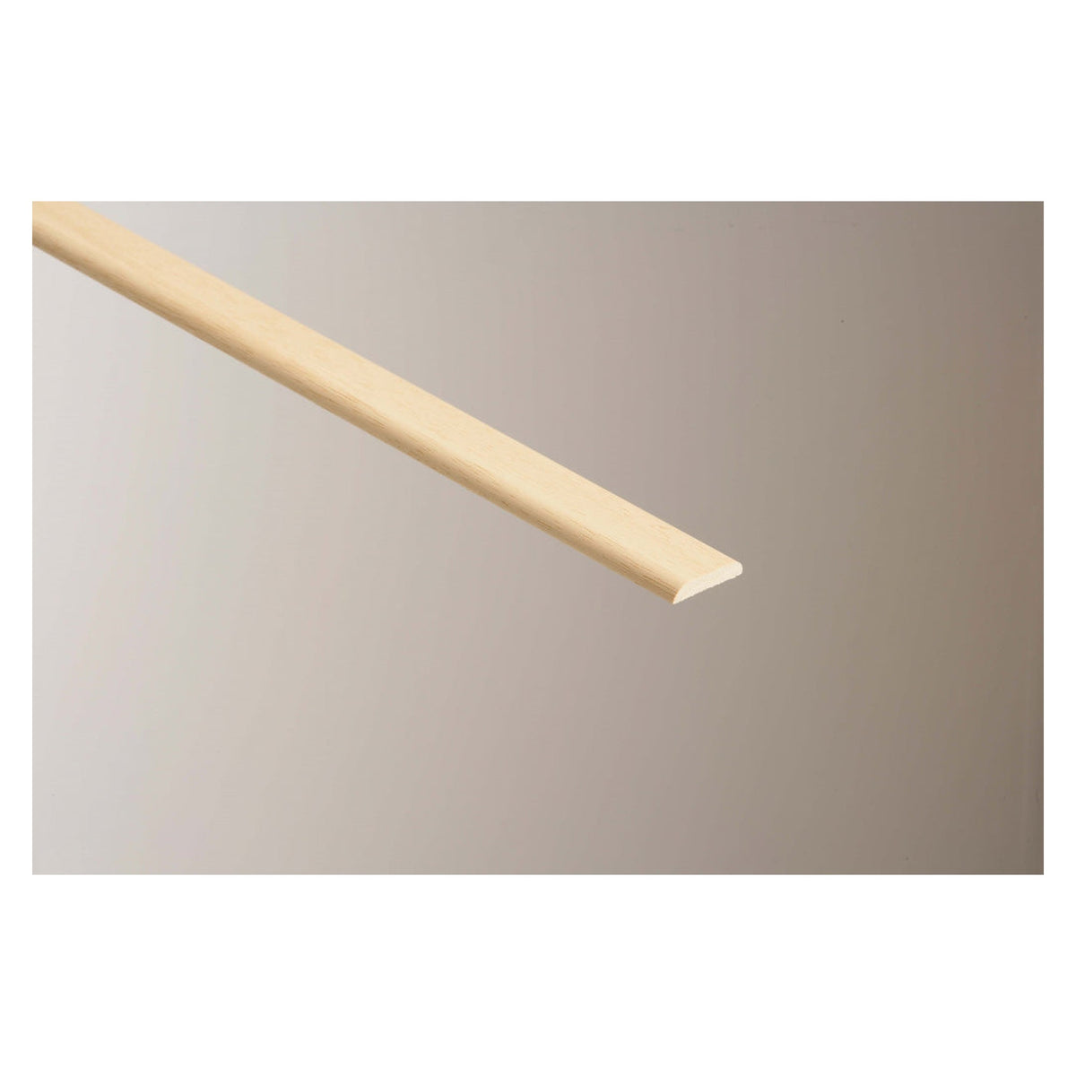 Cheshire Mouldings D moulding light hardwood 2.4m