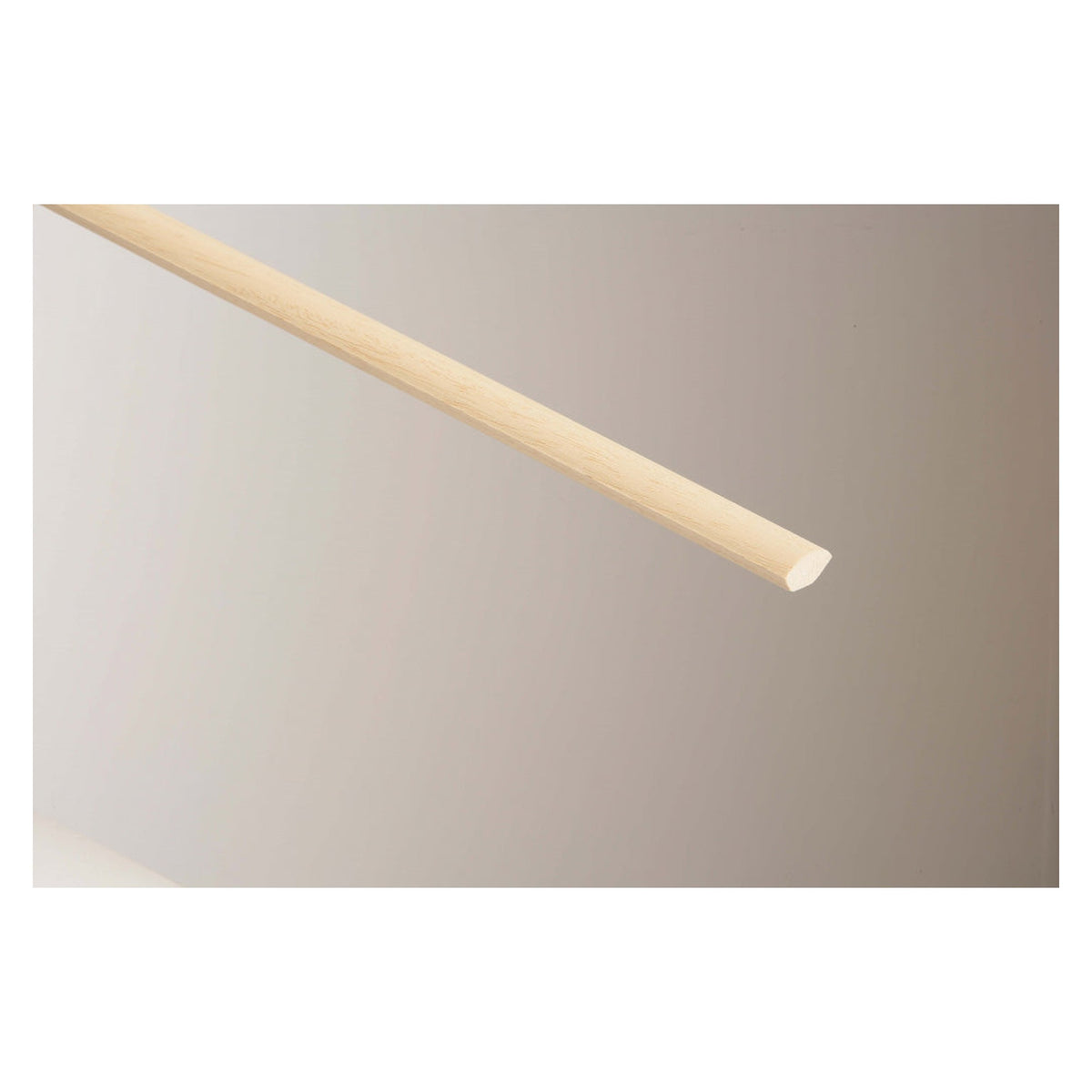 Light hardwood quadrant moulding 8 x 18mm 2.4m