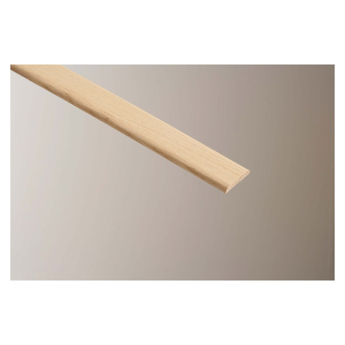 Cheshire Mouldings oak D moulding 6 x 34mm, 2.4m length
