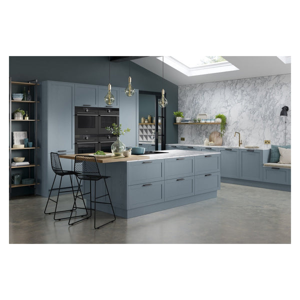 Chippendale Sovereign painted kitchen 8 piece straight layout example