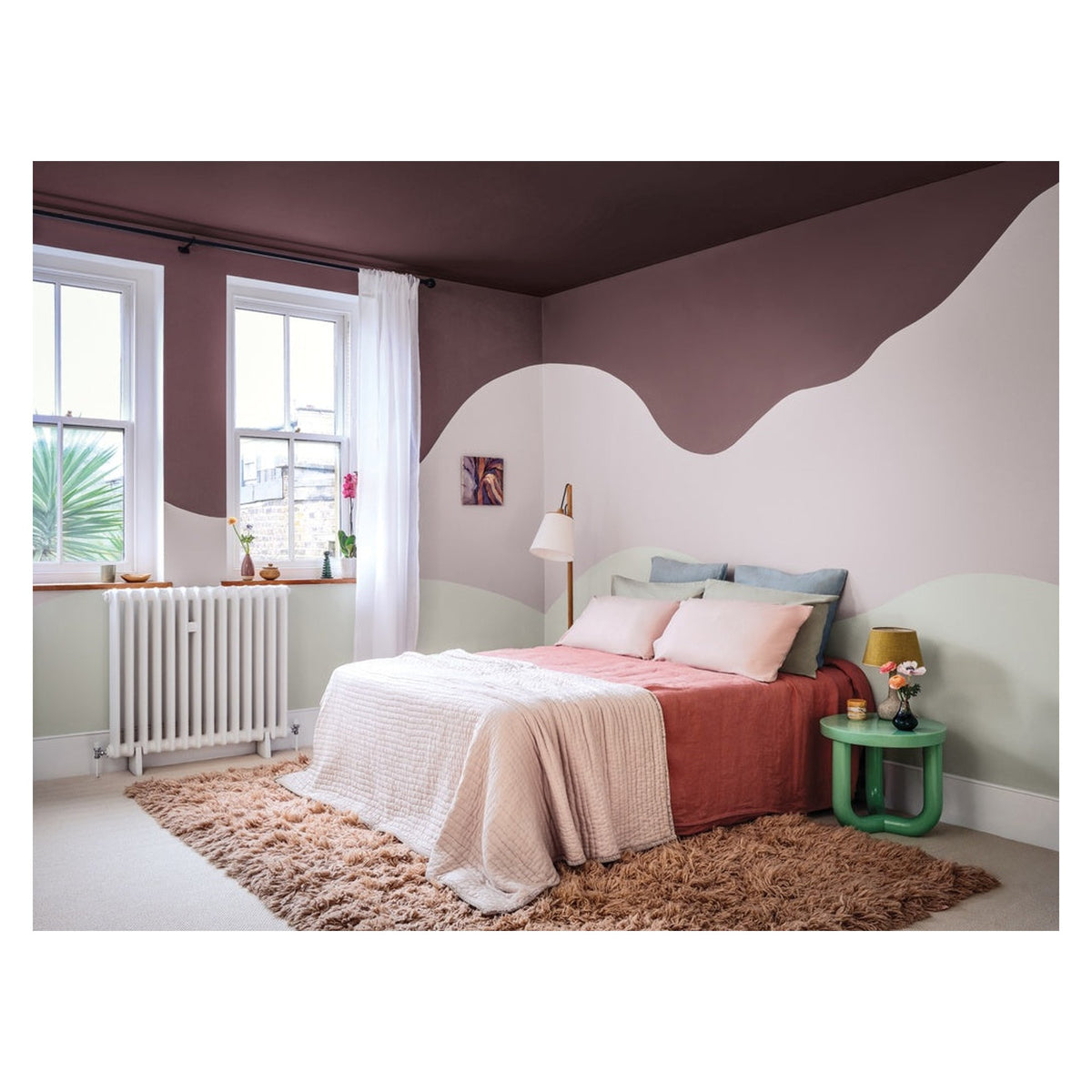 Crown Walls & Ceilings Matt Emulsion 2.5L tin in Soft Blossom, view 2