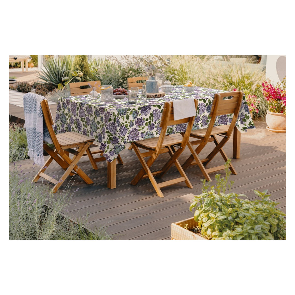d-c-fix Manhattan tablecloth roll in Provenzia, view 2