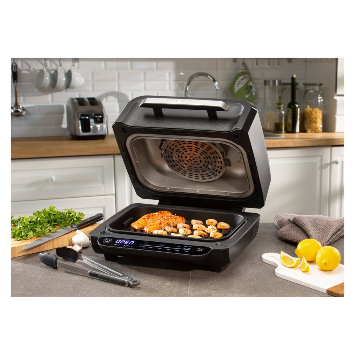 Daewoo 8 in 1 health grill air fryer, view 4