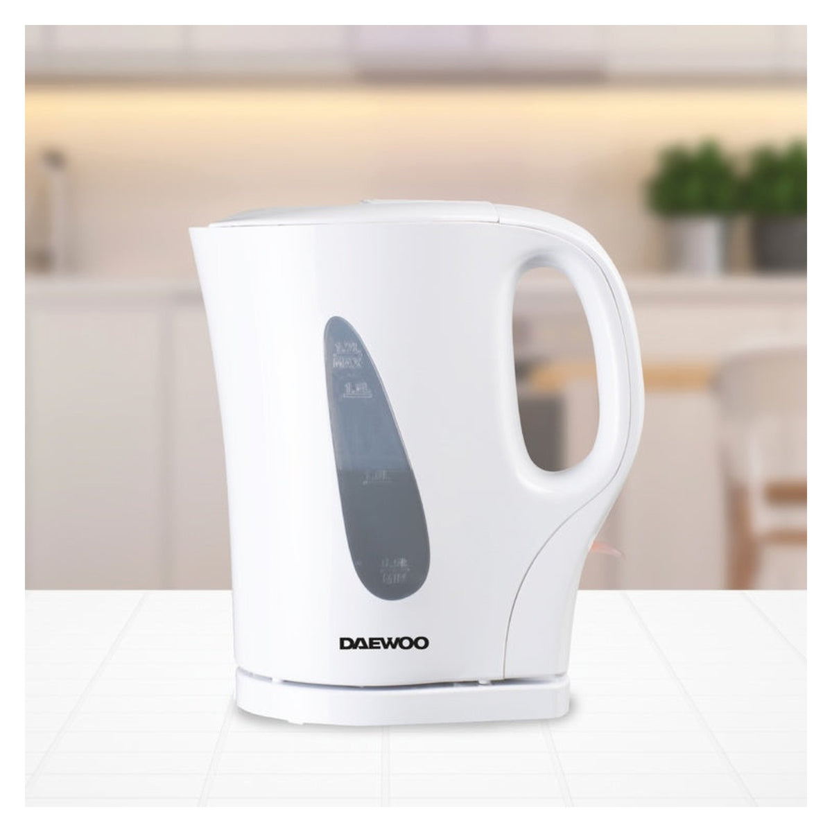 Daewoo 1.7L white plastic kettle, view 2