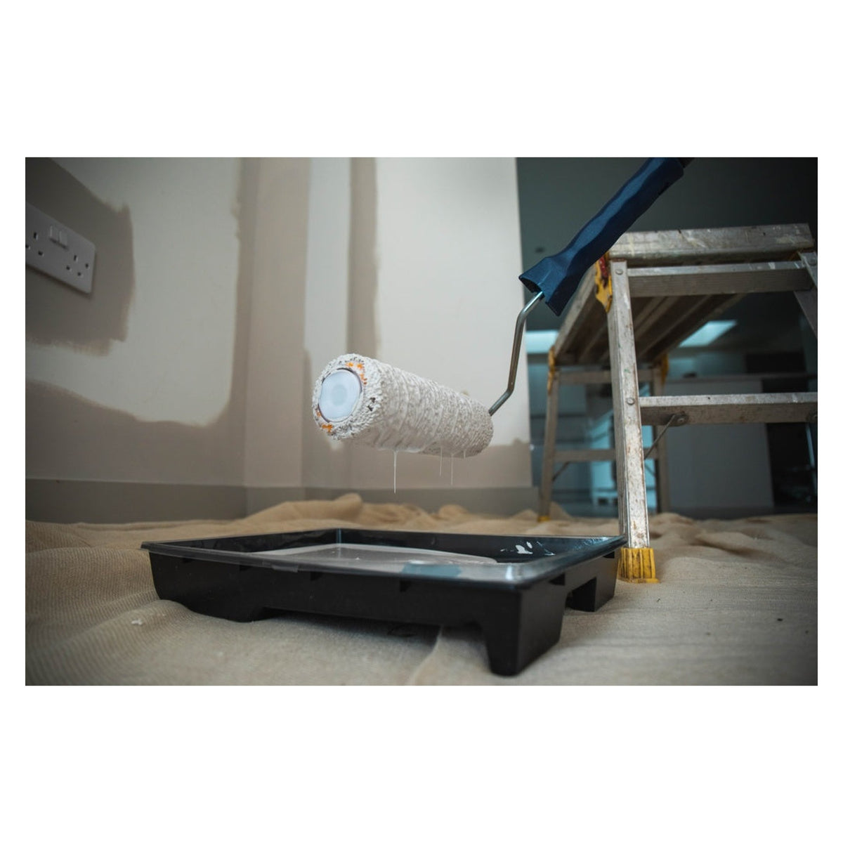 Hamilton For The Trade 9 inch roller tray liner, view 2