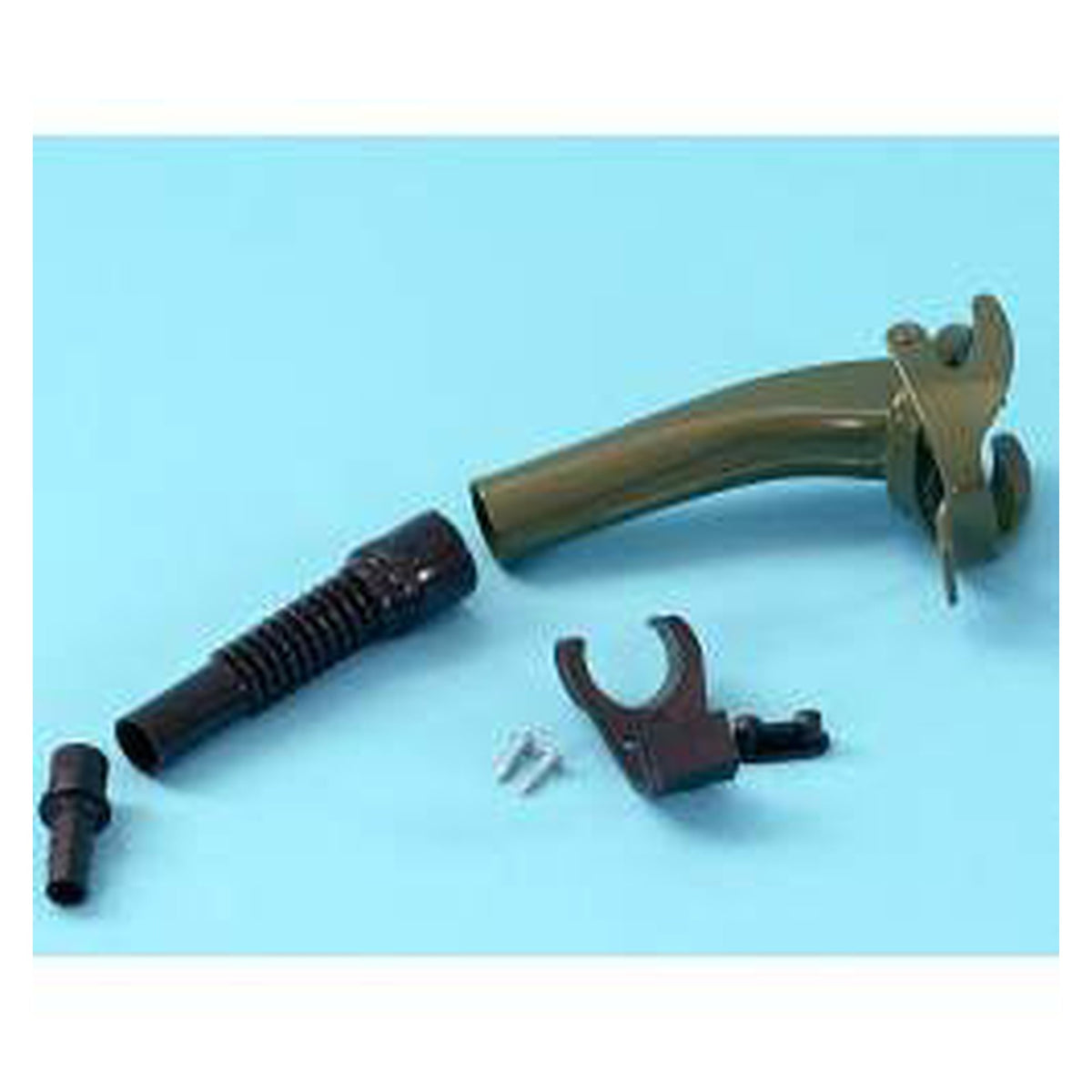 IGE universal clamp-on spout for jerry cans