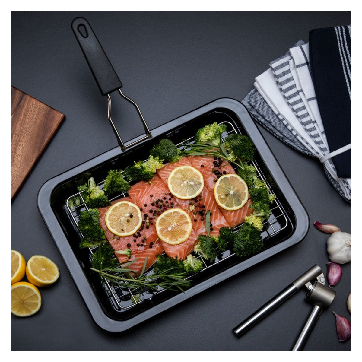 Mtk Housewares vitreous enamel grill pan with tray, 28 x 23cm, view 4