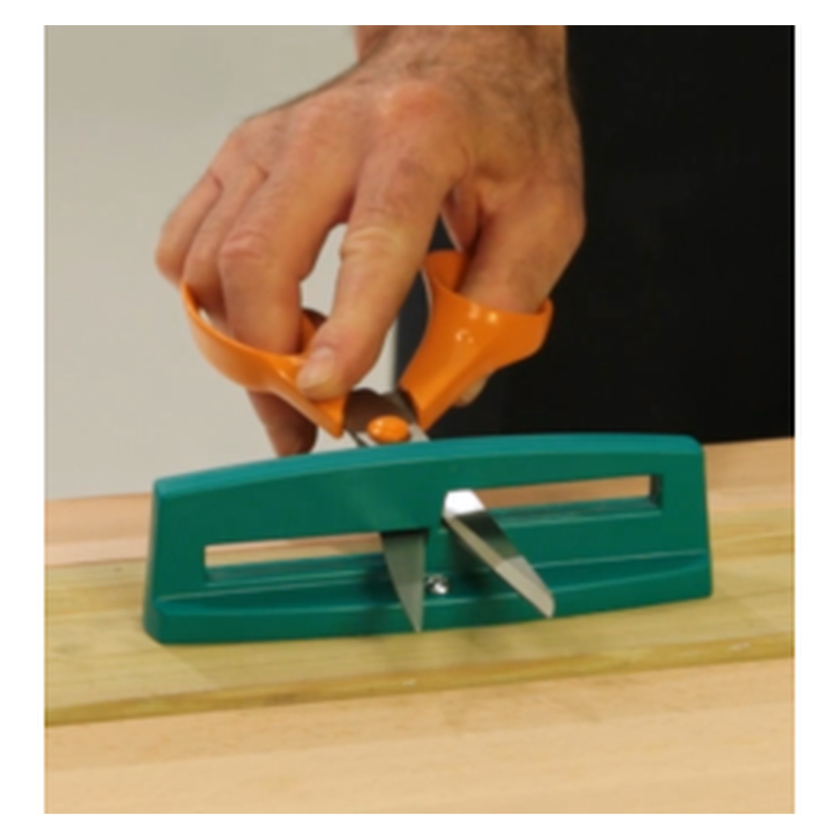 Multi-Sharp shear and scissor sharpener, view 8