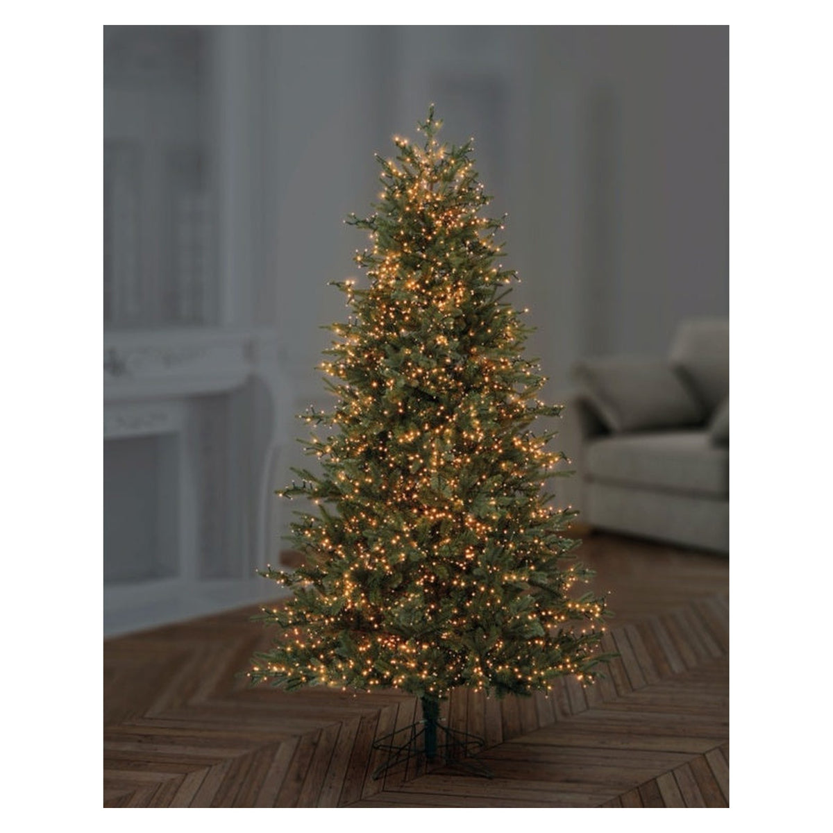 Premier 2000 LED vintage gold treebrights on green cable, view 2