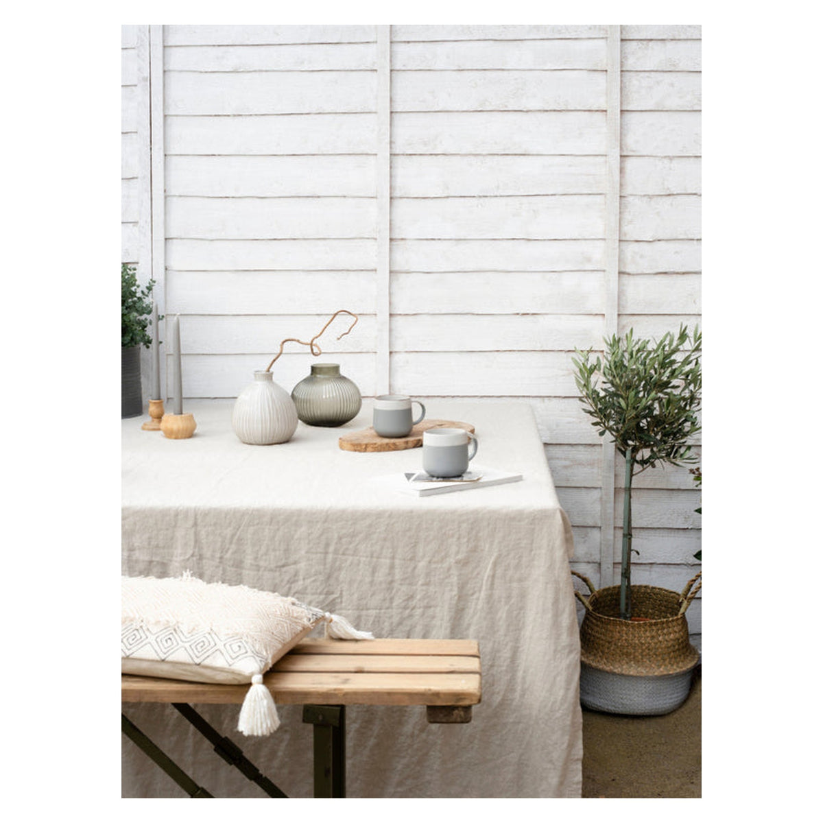 Ronseal Garden Paint 2.5L in Daisy, view 2
