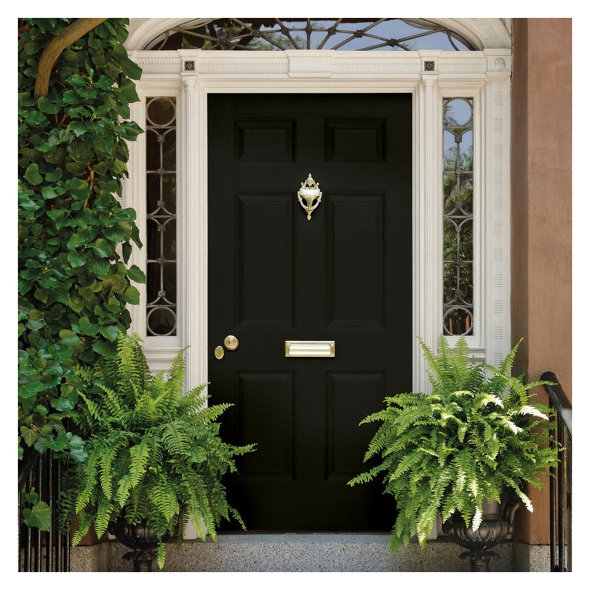 Sadolin Superdec Gloss 1L in Black, view 2