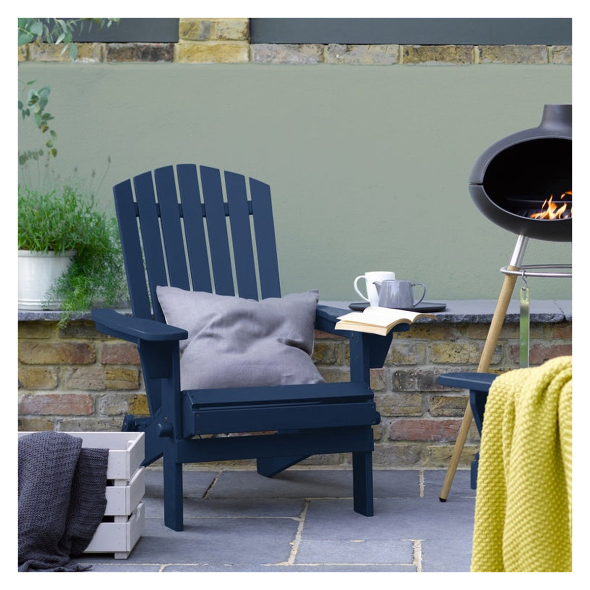 Sandtex 10 Year Exterior Multi Surface Gloss 750ml in Oxford Blue, view 4