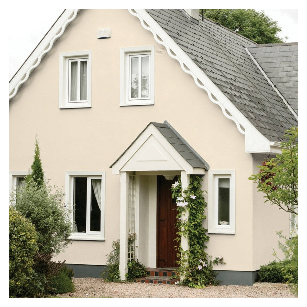 Sandtex Smooth Masonry Paint 7.5L tin in Magnolia, view 2