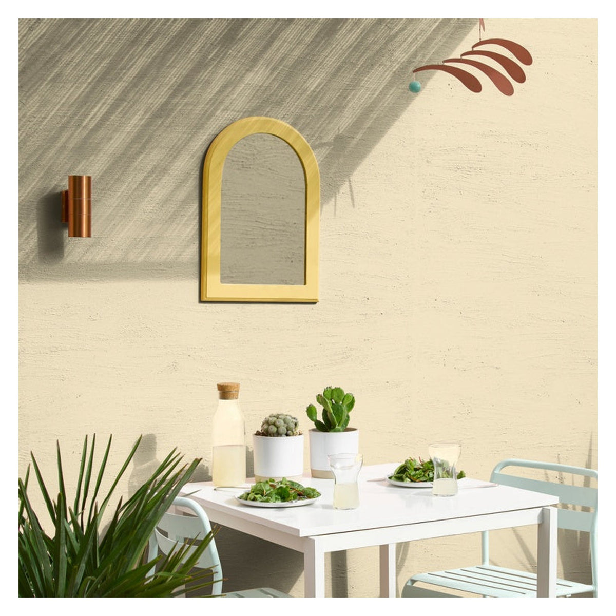 Sandtex Smooth Masonry Paint 5L tin in Oatmeal, view 2
