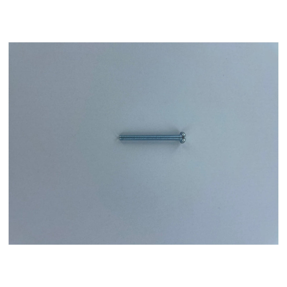 Securlec M4 x 40mm zinc plated machine screws, view 2