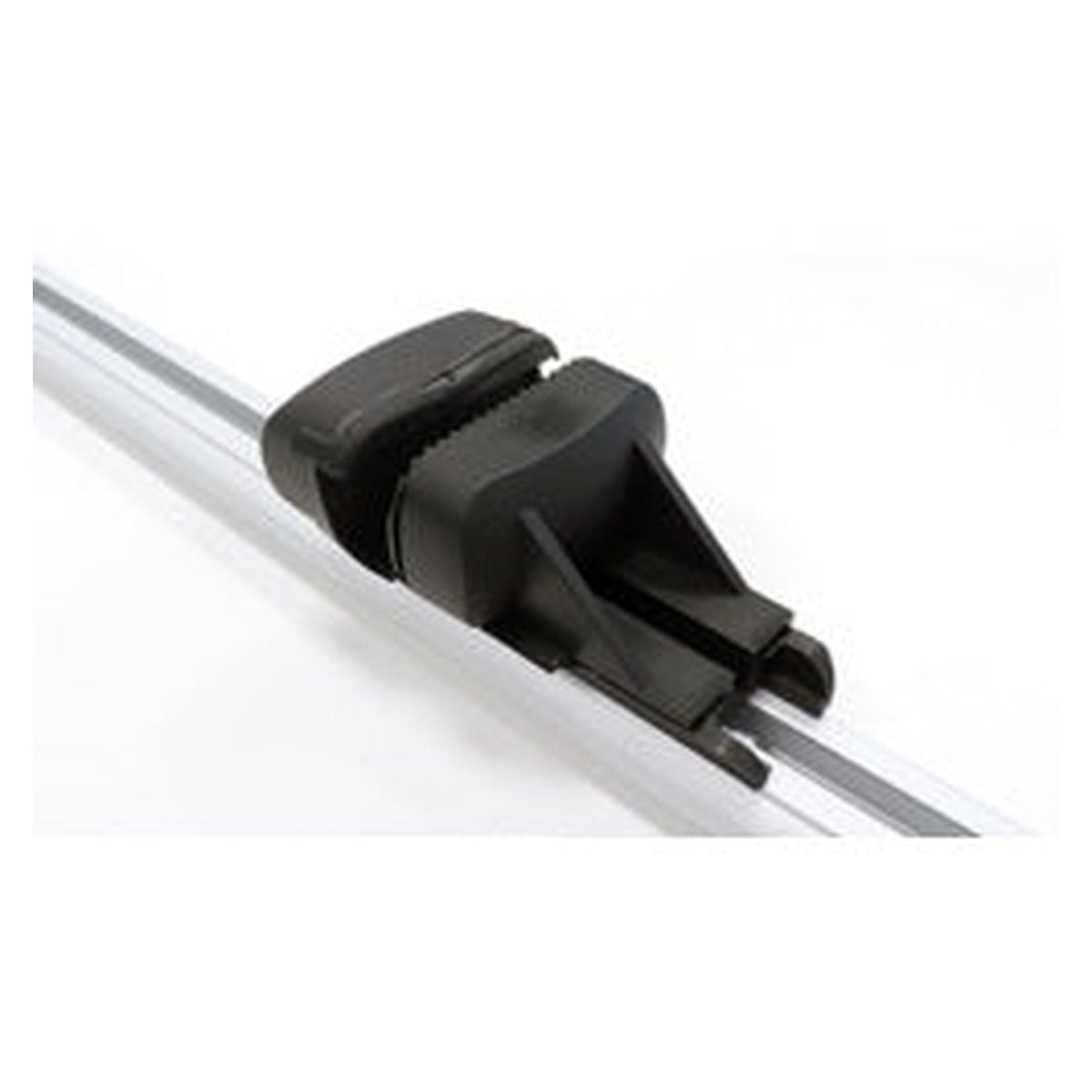 Streetwize aluminium locking roof bars with keys, view 4
