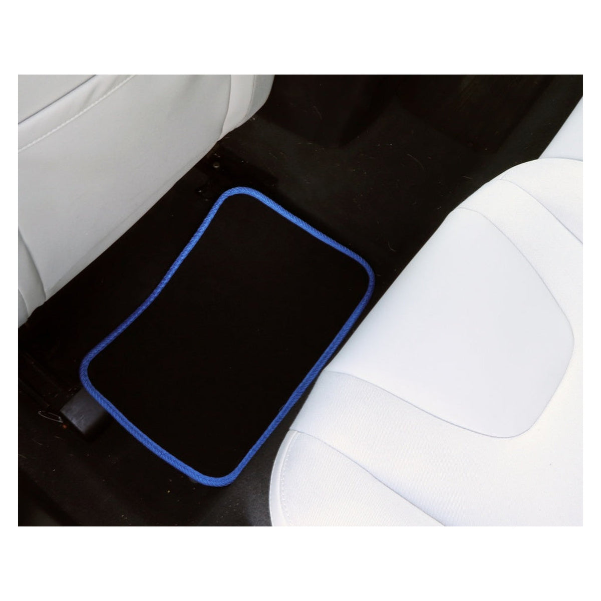 Streetwize velour car mat set black and blue, view 3