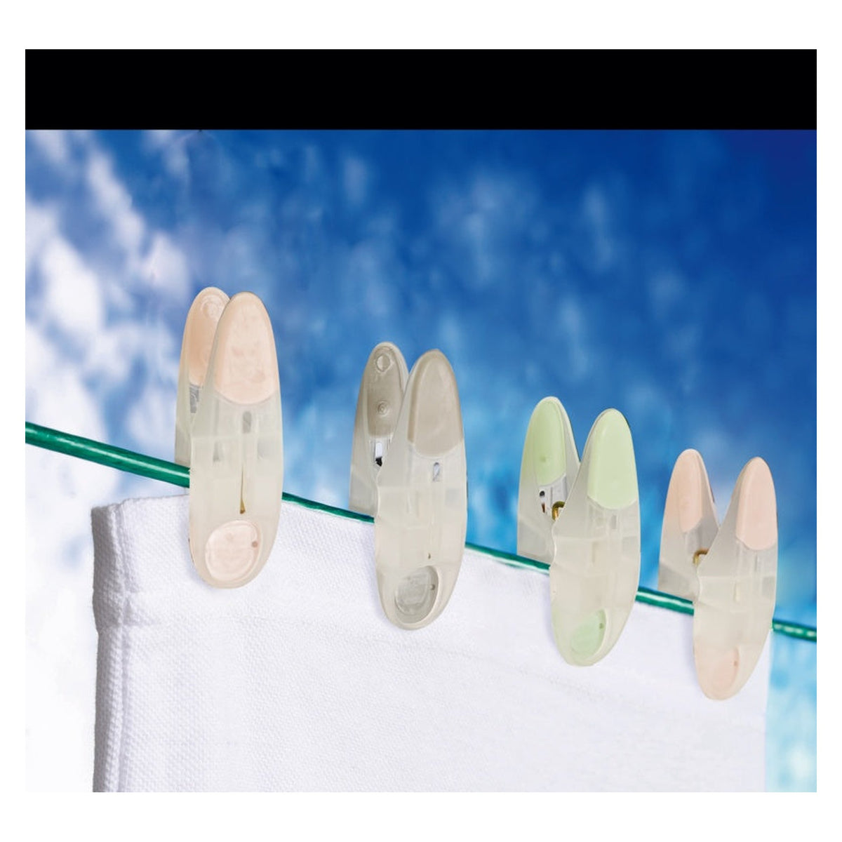 Pack of 20 SupaHome soft grip plastic clothes pegs