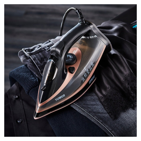 Tower Ceraglide Ultra Speed 3100W steam iron