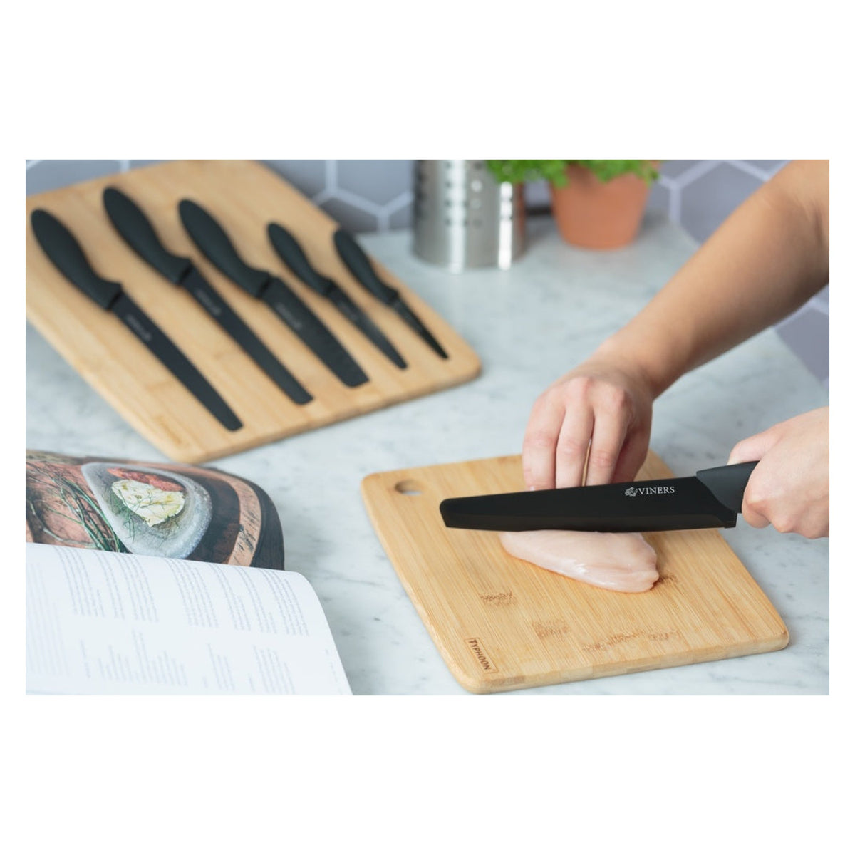 Viners Assure 6 inch santoku knife, view 2