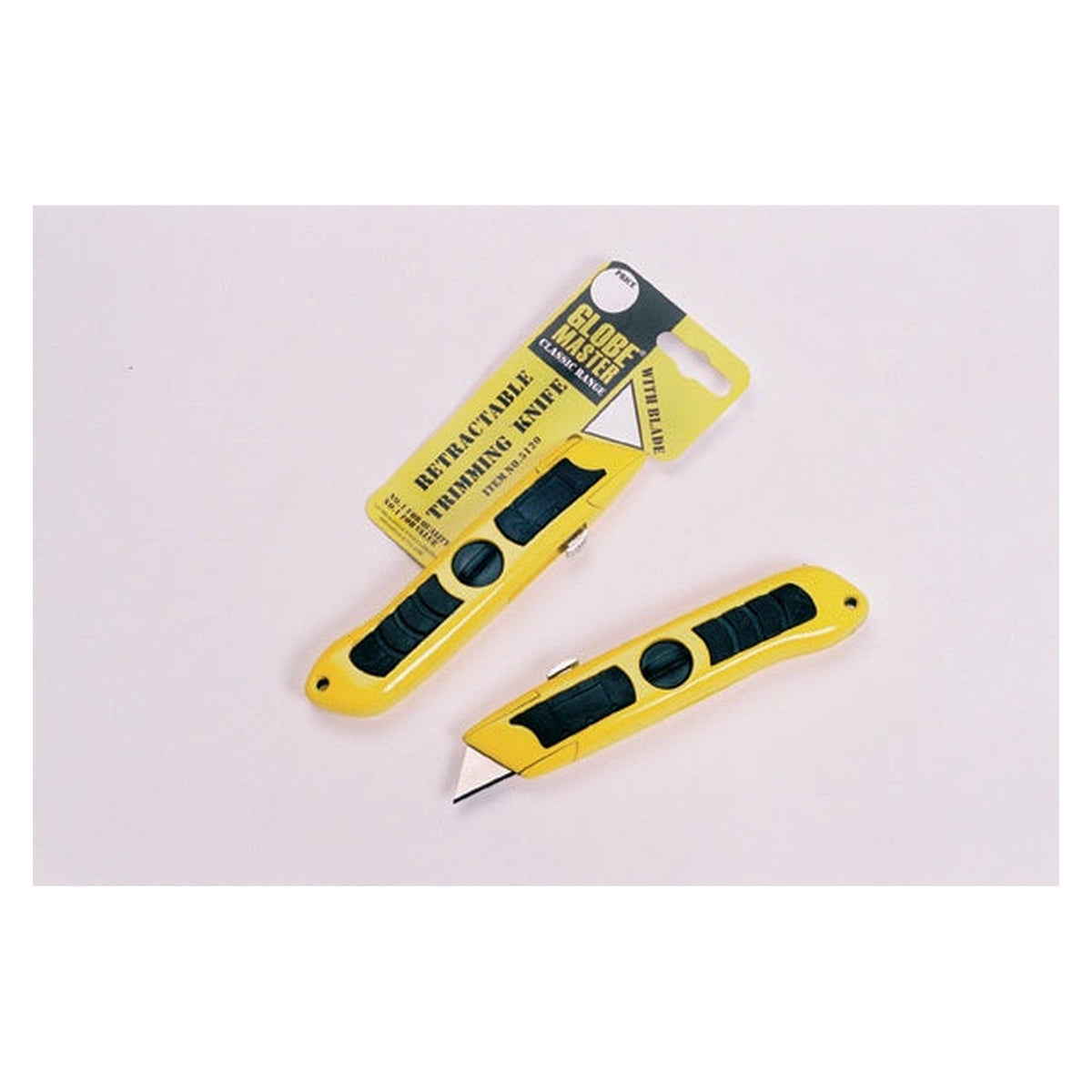 Worldwide retractable trimming knife with soft grip, view 2