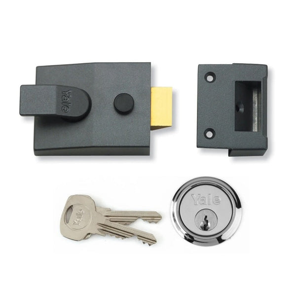 Yale deadlocking standard nightlatch with grey cylinder
