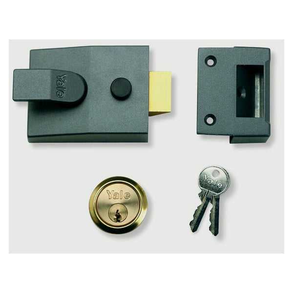 Yale deadlocking standard nightlatch, 40mm backset