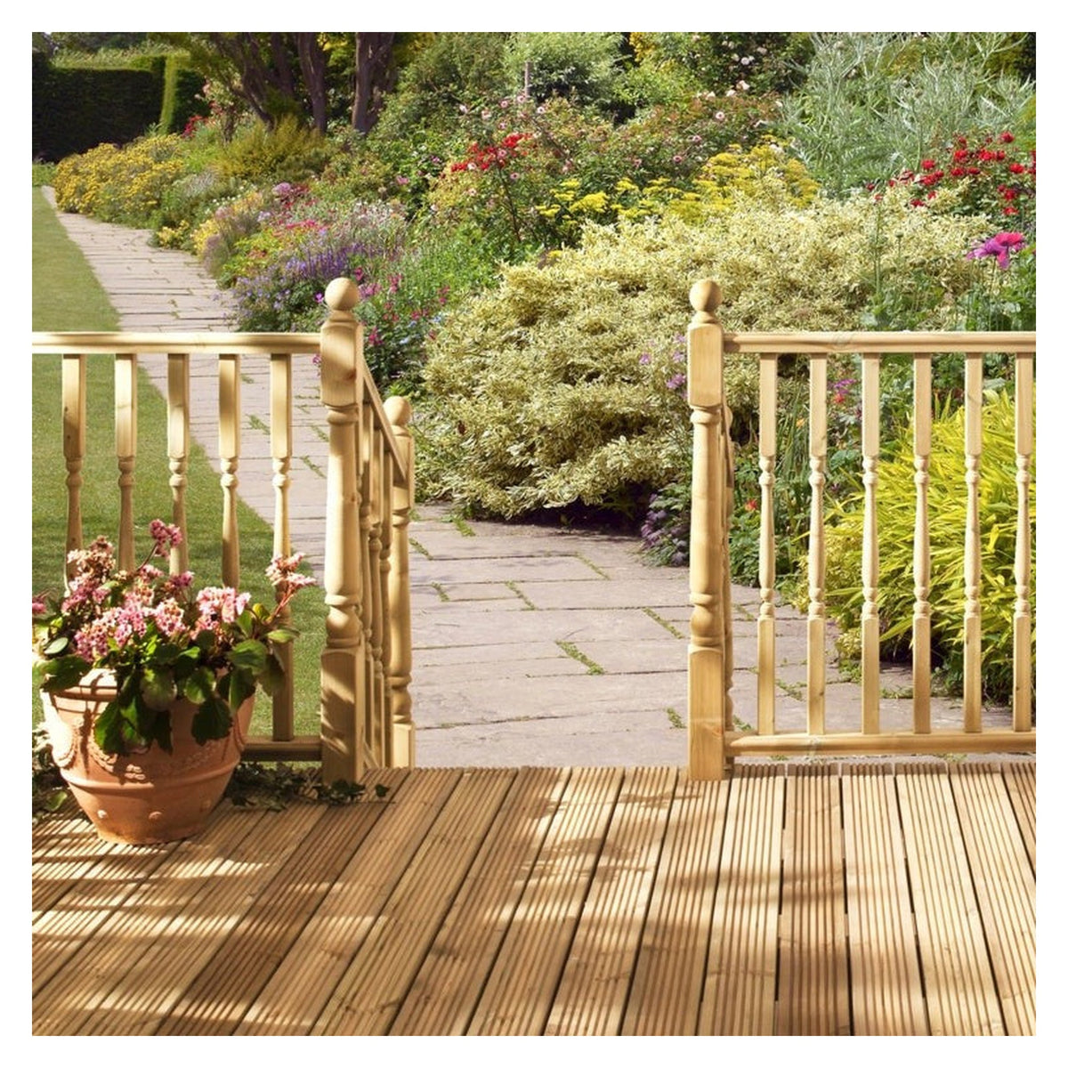 Cheshire Mouldings Turned Decking Newel Post with Ball Cap 2.4m