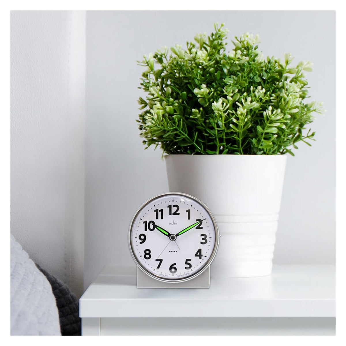 Acctim Micah sweep alarm clock in silver