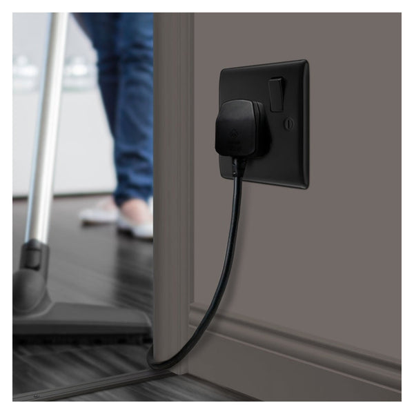BG matt black 13A single switched power socket