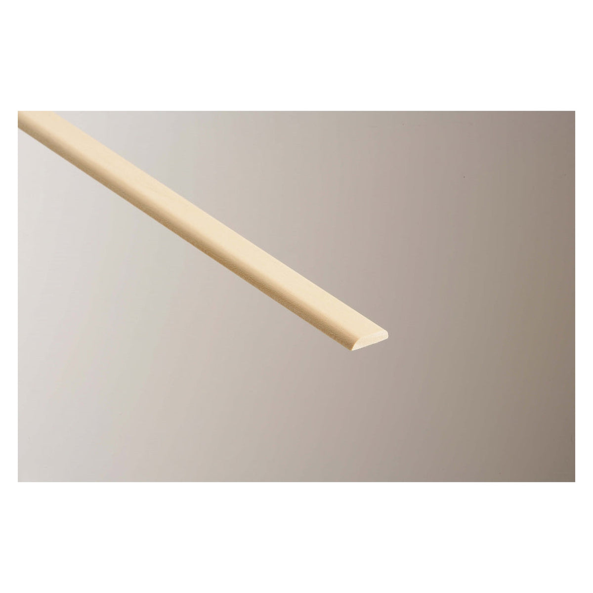 Cheshire Mouldings light hardwood D moulding 5 x 25mm