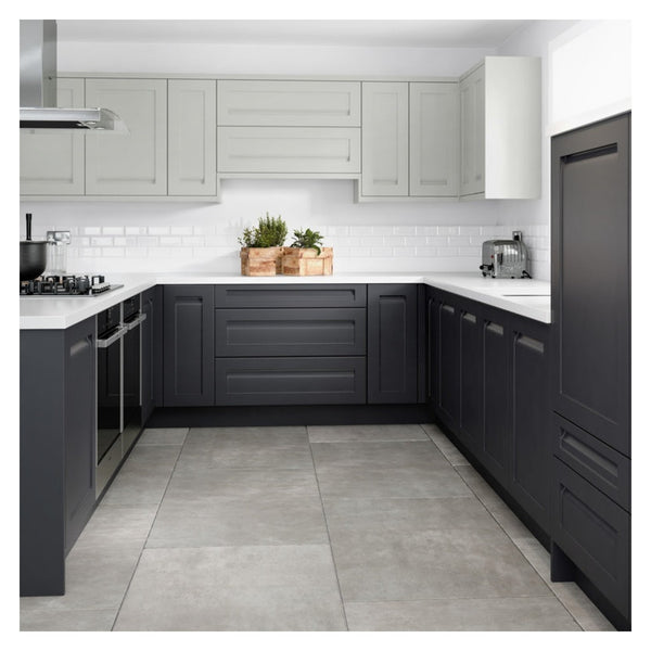 Chippendale Savoy painted Shaker-style kitchen straight layout