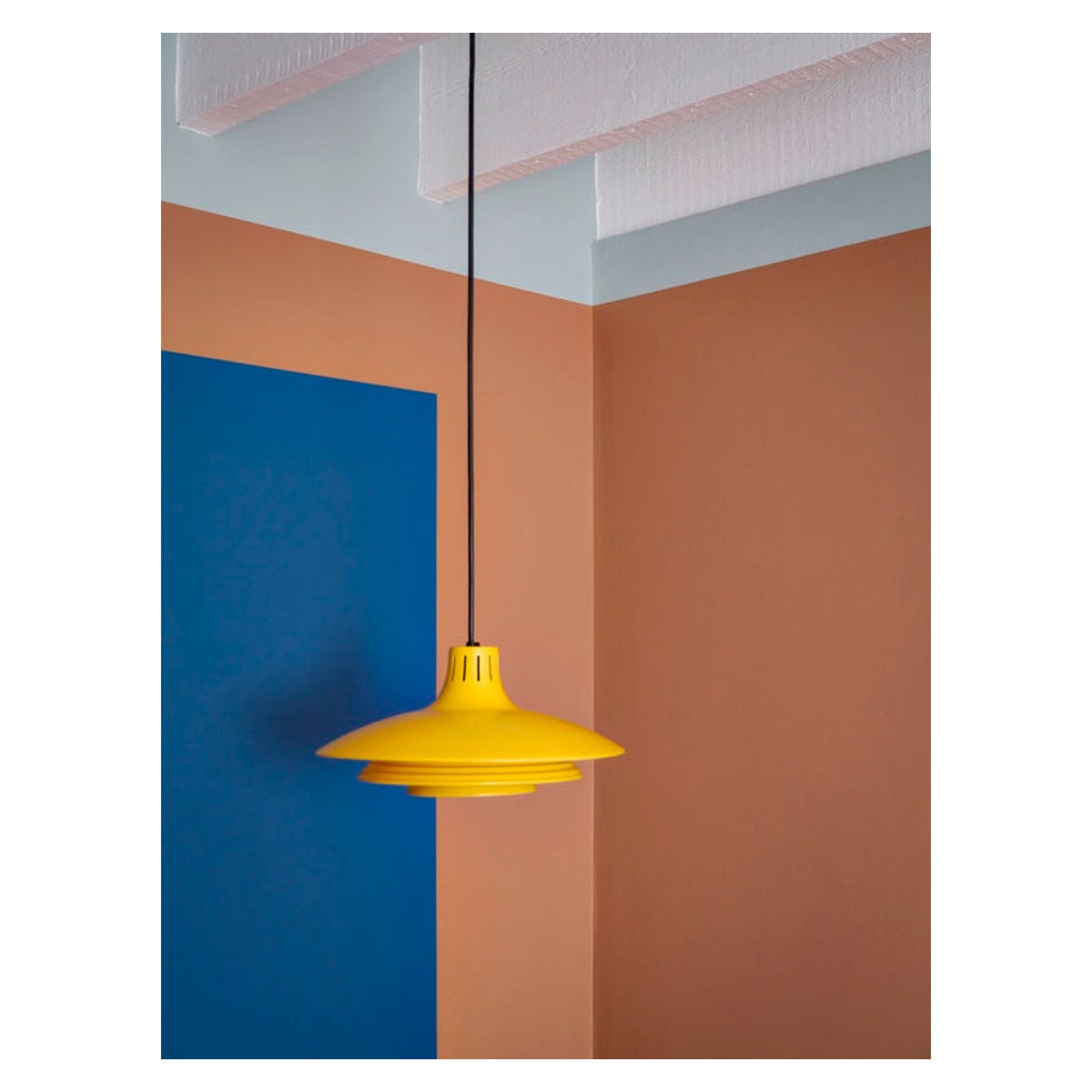 Crown Walls & Ceilings Matt emulsion 2.5L tin in Soft Wave, view 5