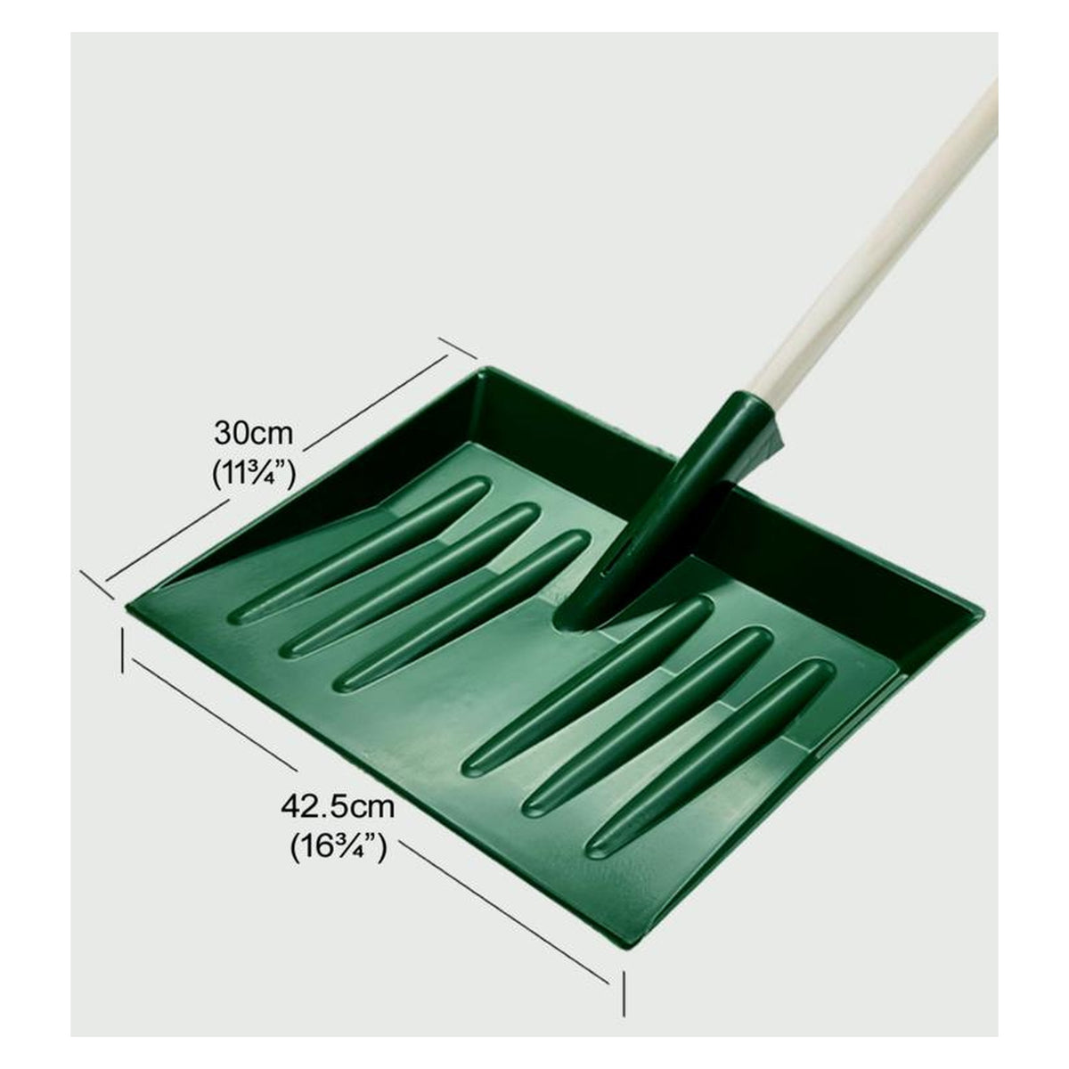 Edge green snow shovel with wooden handle, view 2