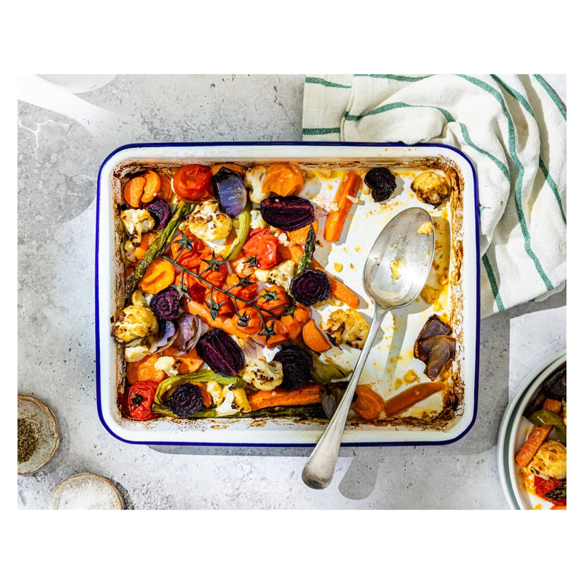 Enamel Baking Tray - 42 x 32 x 3cm, view 3