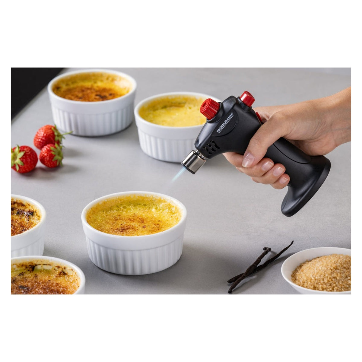 Fackelmann culinary blow torch, view 2