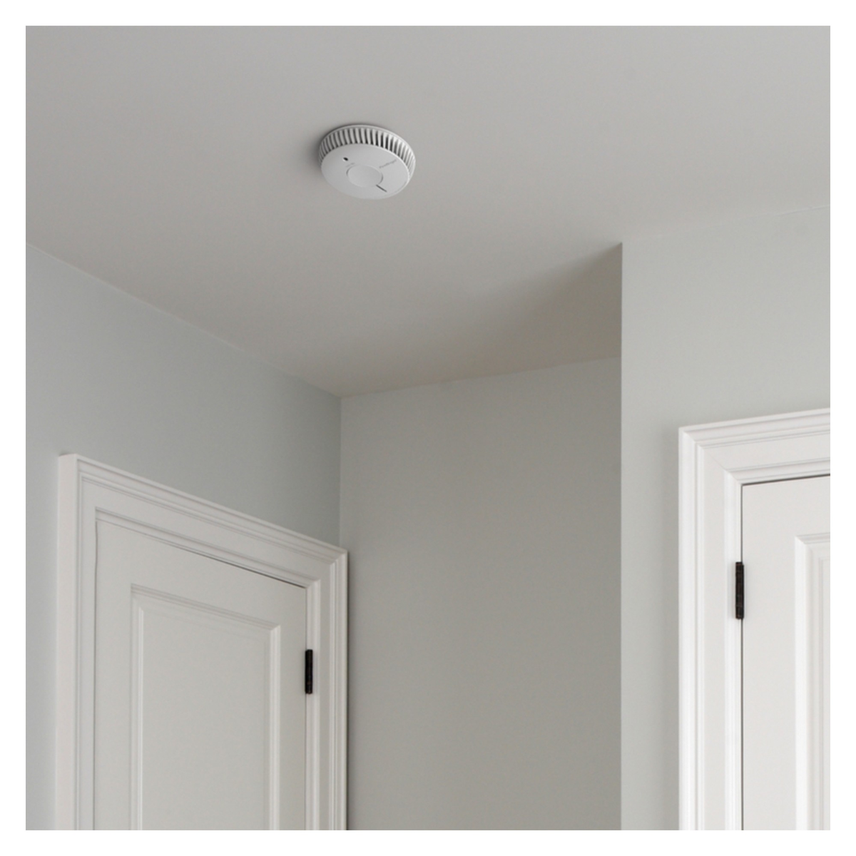Fire Angel optical smoke alarm sealed 10 year life, view 3