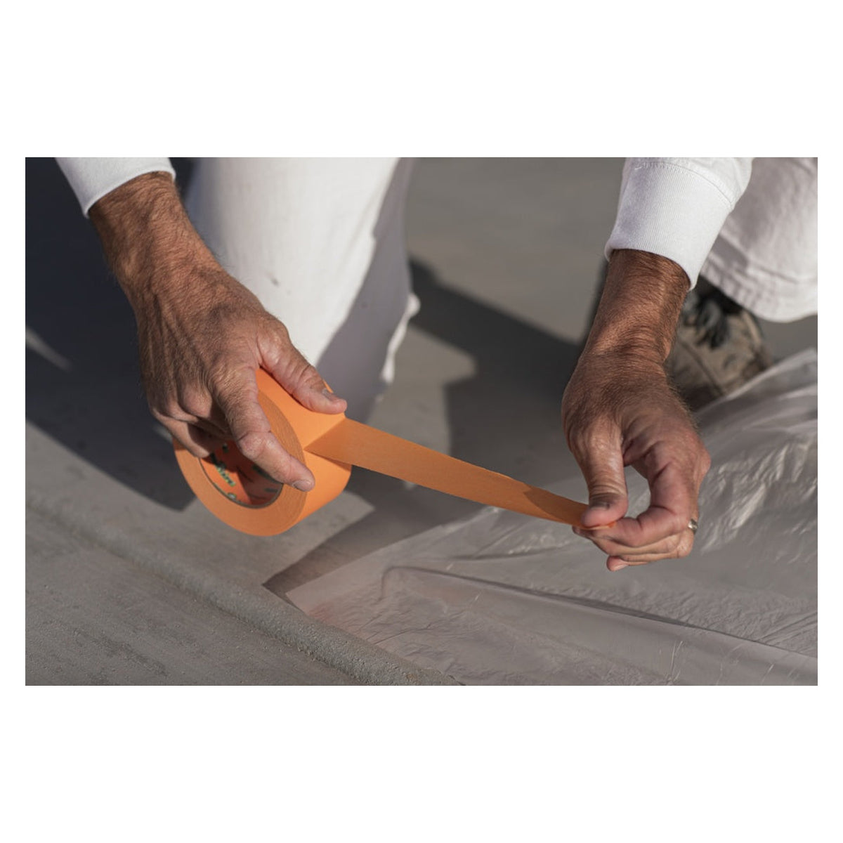 Frog Tape painter's masking tape 36mm x 41.1m, view 5