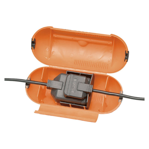 Masterplug splashproof plug and one gang socket cover