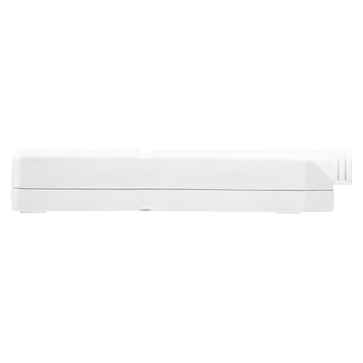 Masterplug white twin extension socket, view 3