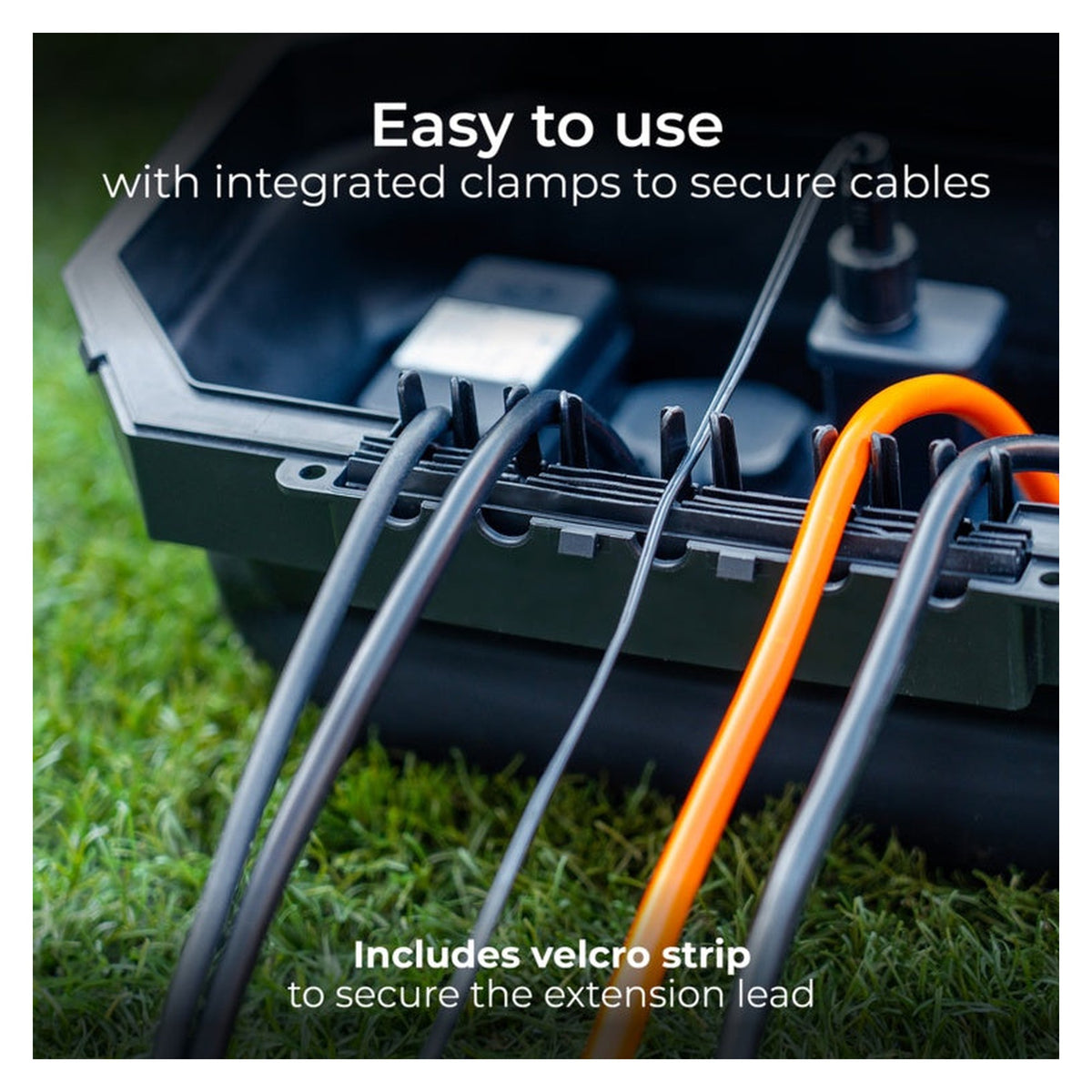 Masterplug IP54 weatherproof box and socket, view 3