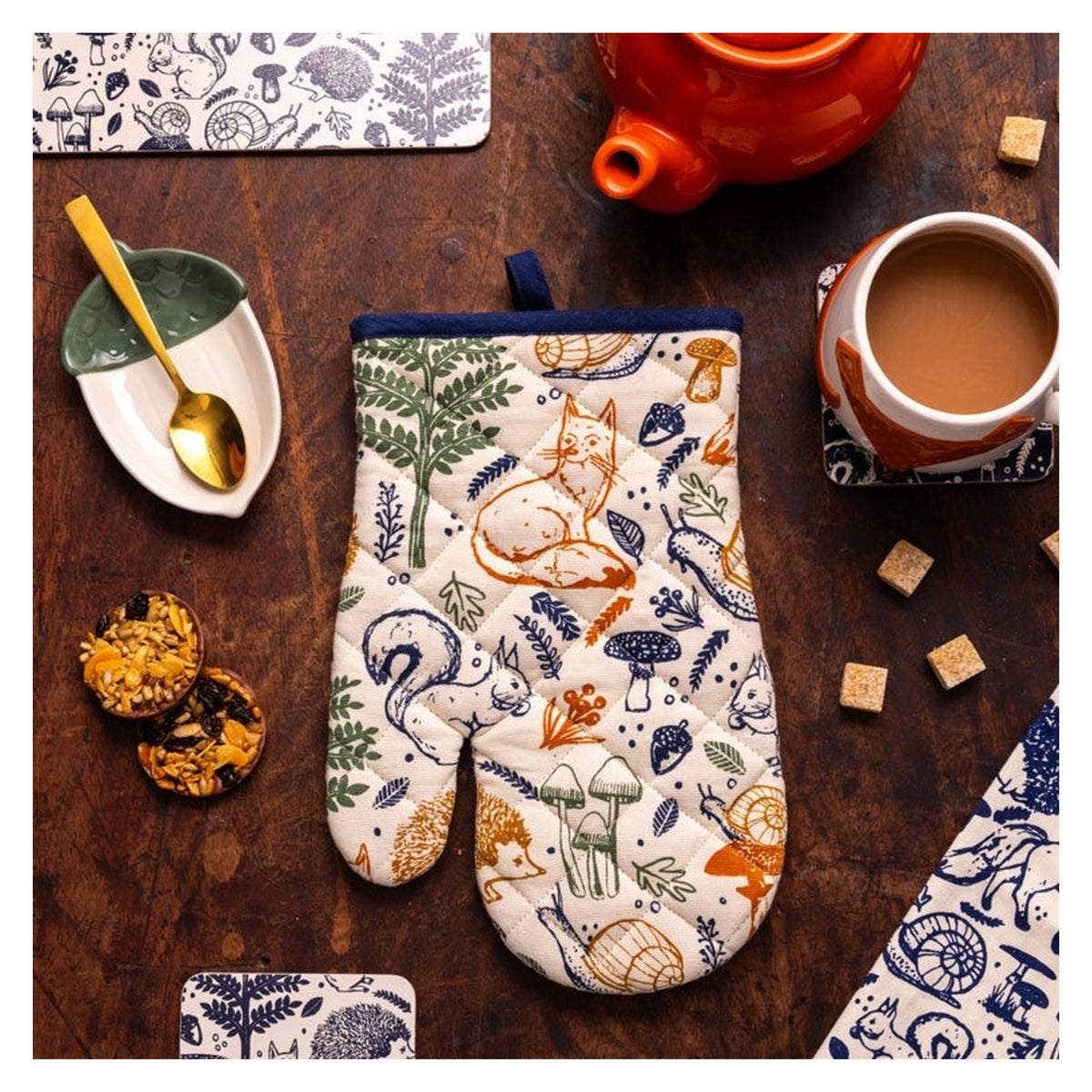 Price and Kensington Woodland single oven glove