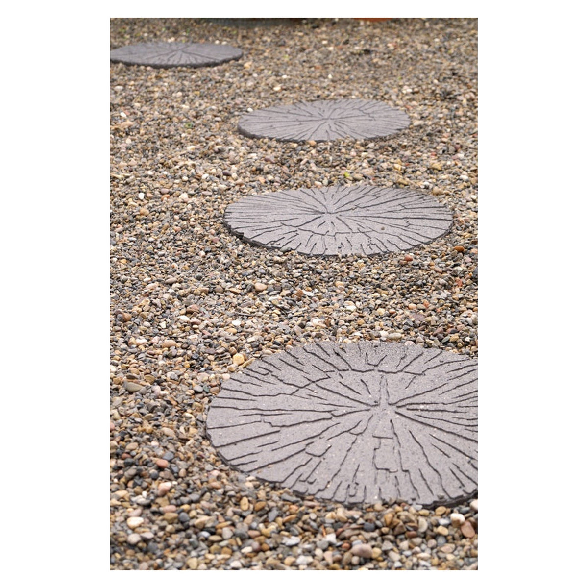 Primeur cracked log rubber stepping stone in Earth, view 4