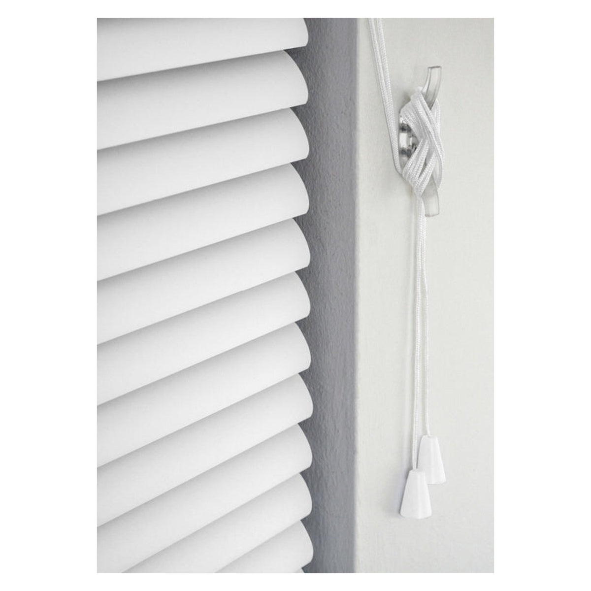 Renaissance white PVC venetian blind 90cm, view 2