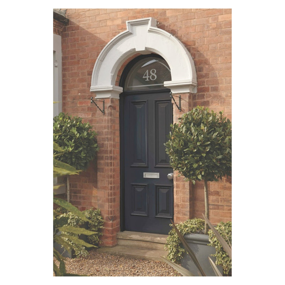 Ronseal 10 Year Weatherproof Satin Wood Paint 2.5L in Black, view 2