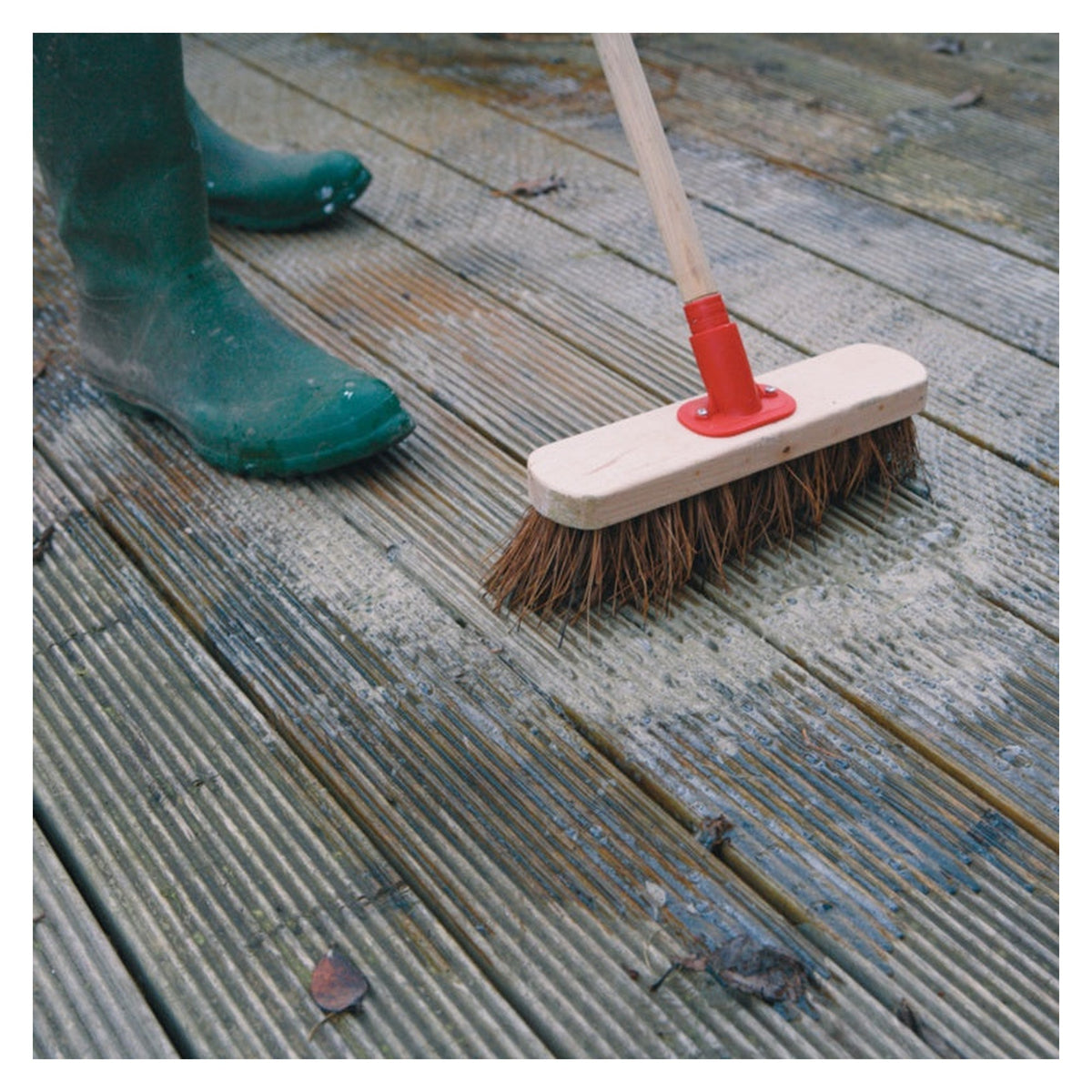 Ronseal Decking Cleaner and Reviver 5L container, view 4