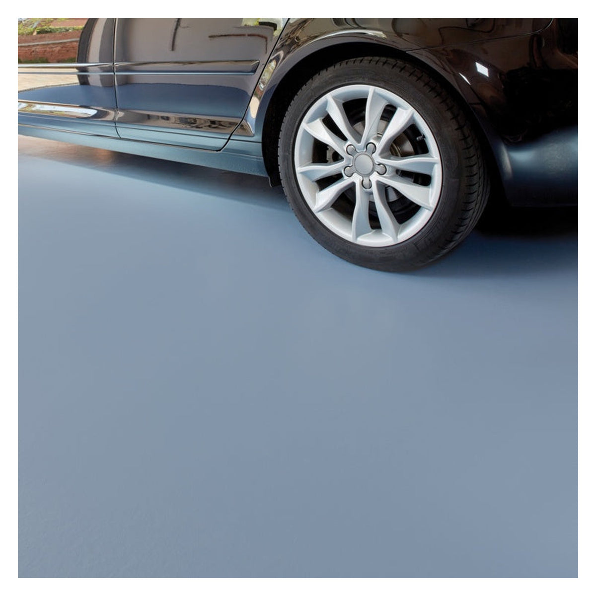 Ronseal Diamond Hard Garage Floor Paint 2.5L tin in Blue, view 3
